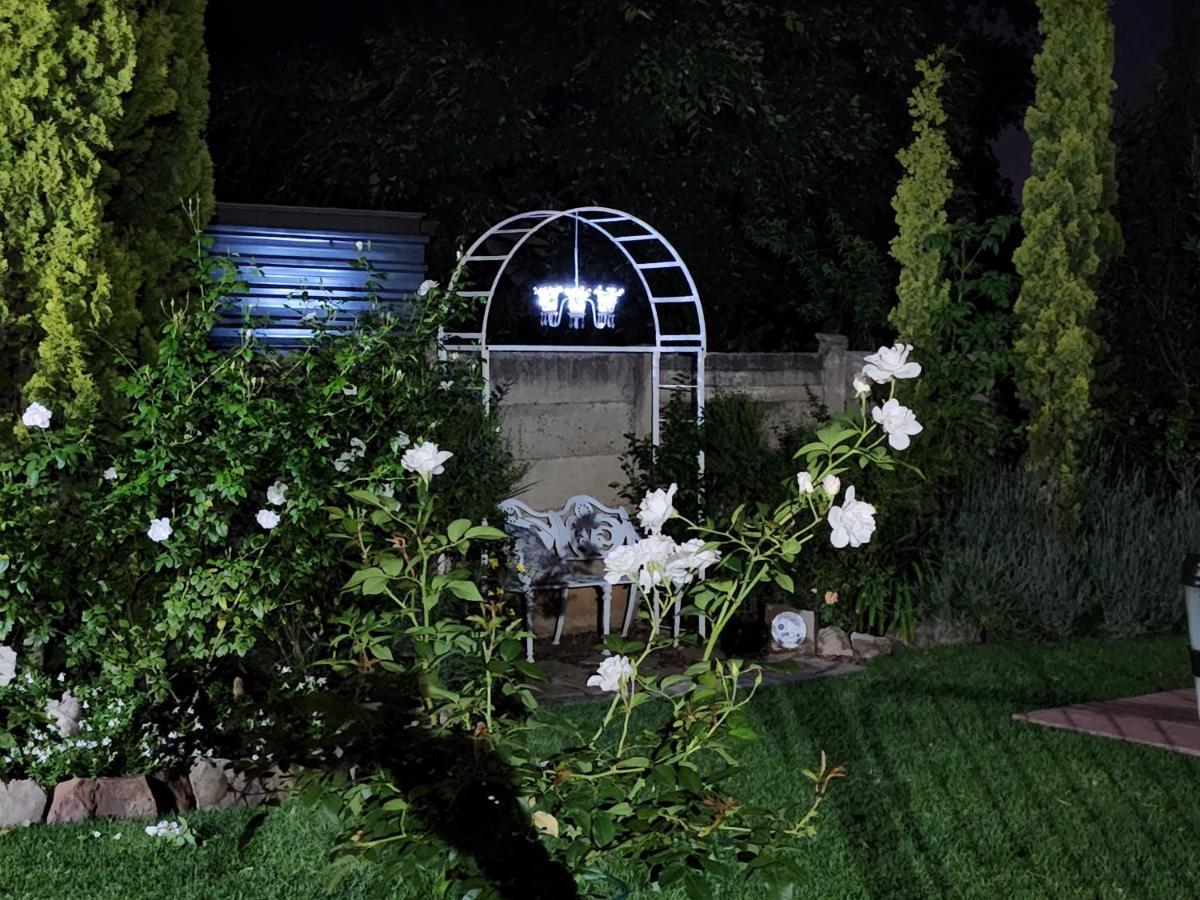 Schnehage Self Catering Apartment Bloemfontein Exterior photo